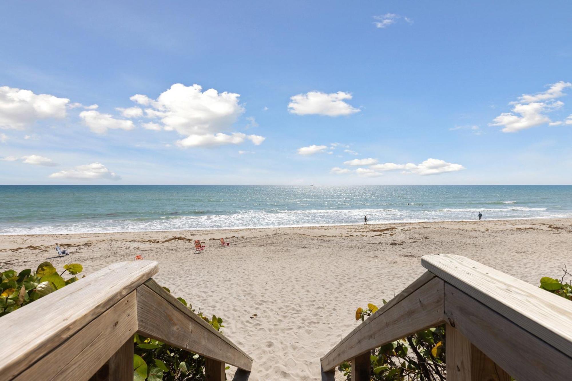475 Strand Dr Melbourne Beach Eksteriør billede